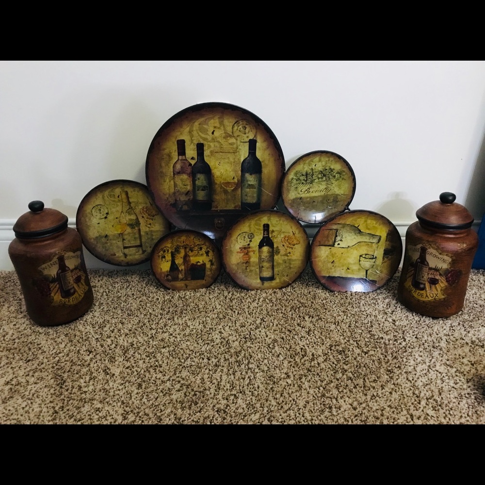 Wine decor wall hanging with 2 accent jars